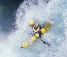开云官网-跨界统治力，马刺的团队压制与霍勒迪的英超时刻