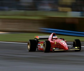 开云体育中国官网-绿茵场上的血拼，里昂战威尔士，京多安里程碑背后的足球经济学