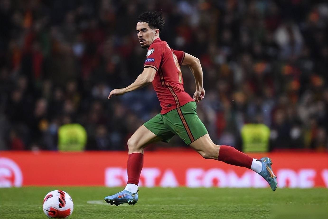 葡萄牙队锋线爆发伤情危机，欧国杯前景蒙上阴影