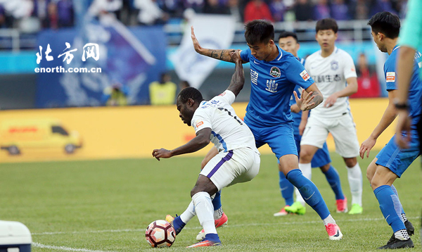 天津泰达成功逆转战胜对手,喜迎三连胜 天津泰达成功逆转战胜对手,喜迎三连胜