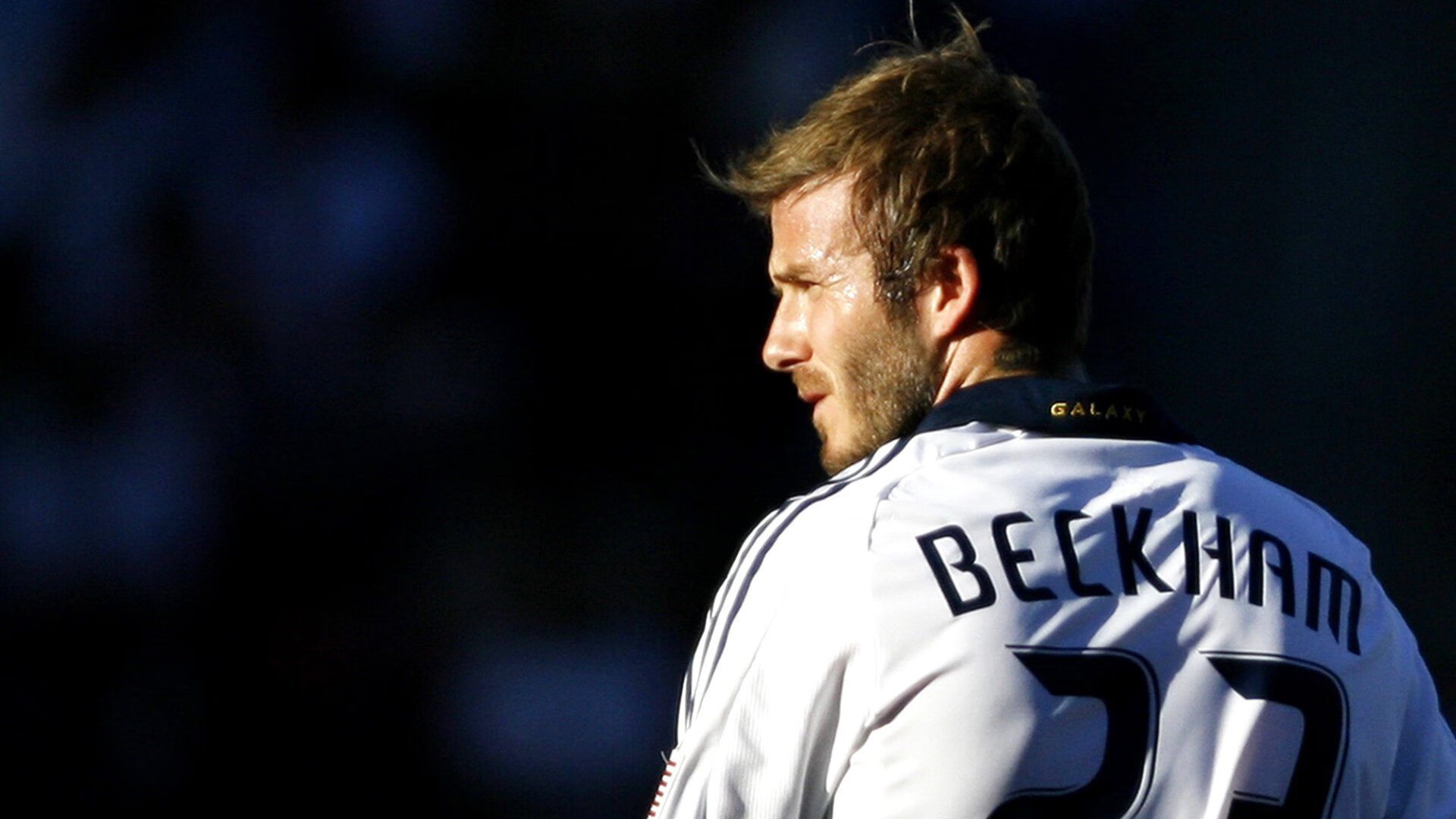 双线鏖战，葡萄牙鏖战法兰西，马龙点燃乒乓赛场